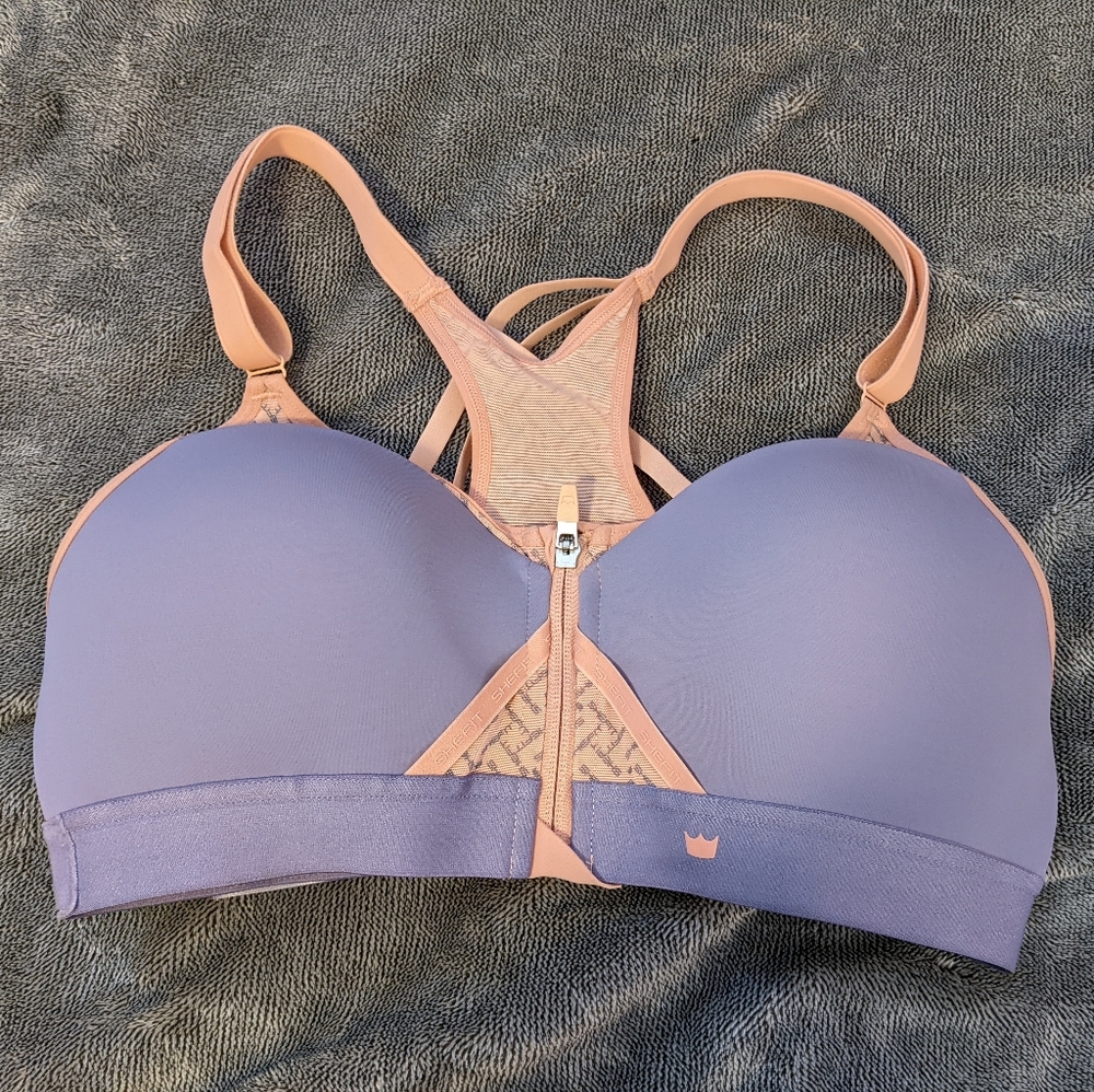 SHEFIT Completely Adjustable Sports Bra!